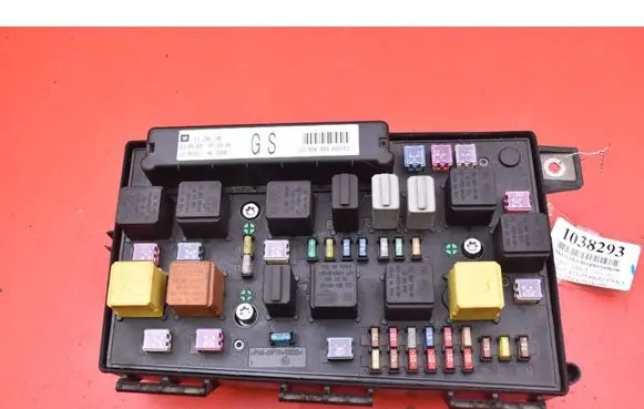 Opel Astra H Fuse box set 13206746GS