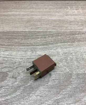 Ford Mondeo MK II Other relay 93BG14N089AA B47PG