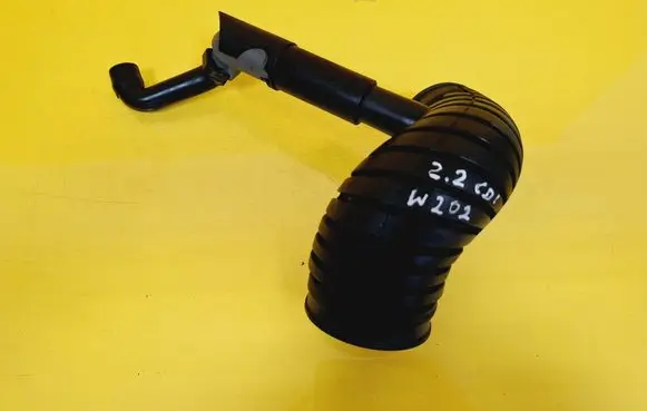 Mercedes-Benz C W202 Air intake hose/pipe A6110940409