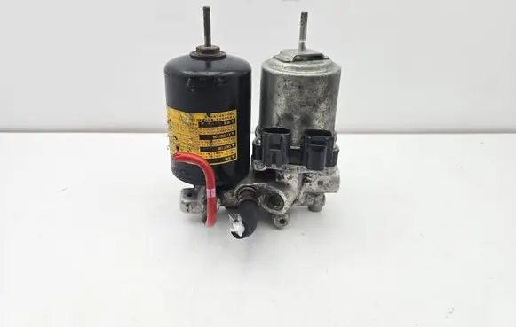 Toyota Prius+ (ZVW40) ABS Pump 4707047050