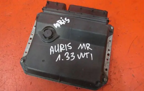Toyota Auris 150 Engine control unit/module ECU 8966102W31 MB2754008220