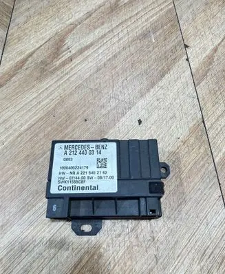 Mercedes-Benz C AMG W204 Fuel injection pump control unit/module A2124400314 1000400224179 5WK11555CBF