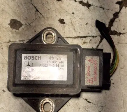 Mercedes-Benz Vito Viano W639 ESP acceleration yaw rate sensor 0265005246 5002802