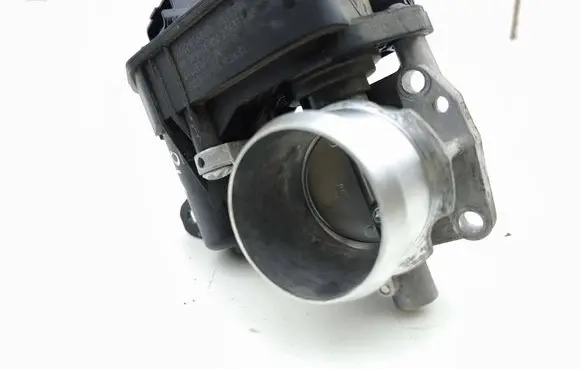 Peugeot 2008 II Throttle valve 9842936880 4017504
