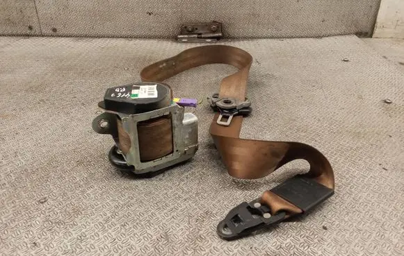 Audi A6 S6 C6 4F Front seatbelt 4F0857706