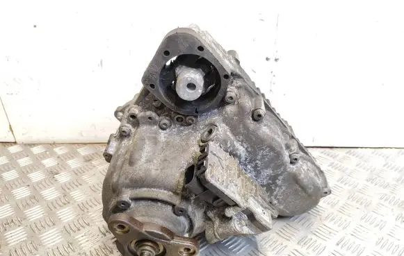 BMW X1 E84 Gearbox transfer box case ATC350 7610584