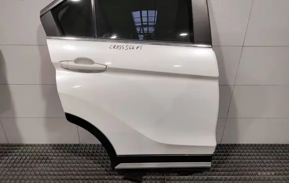 Mitsubishi Eclipse Cross Rear door 