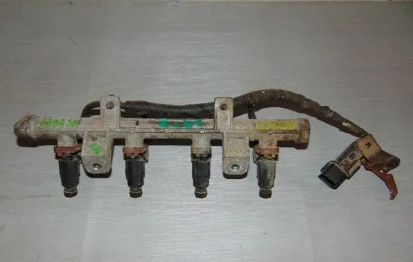 Hyundai Getz Fuel main line pipe 3530402800
