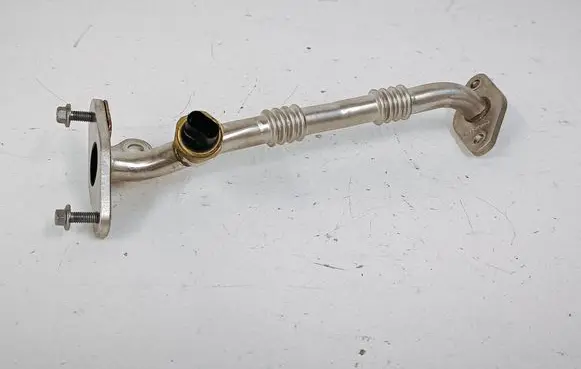 Ford Escape IV EGR valve line/pipe/hose K2GE9E469A JT4A9G932AB