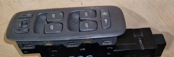 Volvo V70 Electric window control switch 9452959
