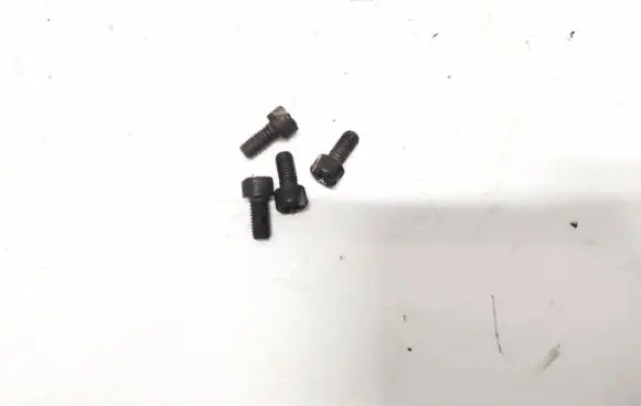 Audi A6 S6 C5 4B Nuts/bolts 