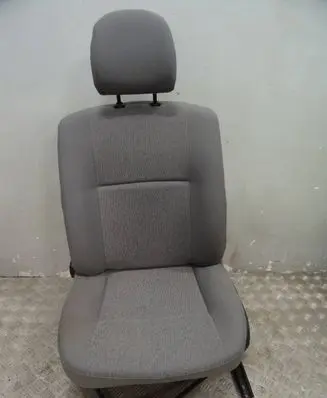 Dacia Logan I Front driver seat
