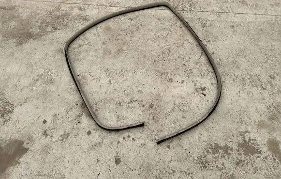 Chrysler Grand Voyager V Front door rubber seal