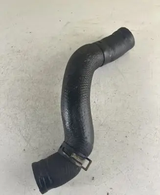 Toyota Land Cruiser (J120) Engine coolant pipe/hose