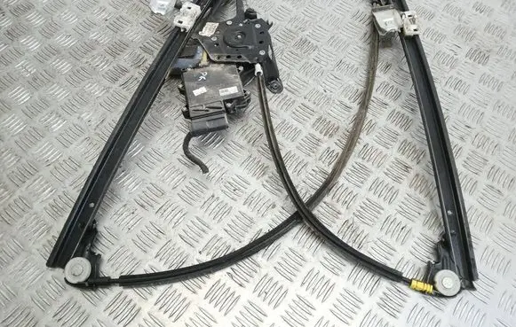 Volkswagen Sharan Front door window regulator with motor 