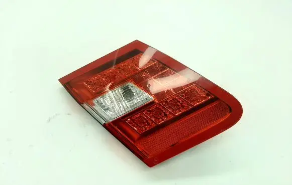 Mercedes-Benz E W212 Tailgate rear/tail lights A2128200764