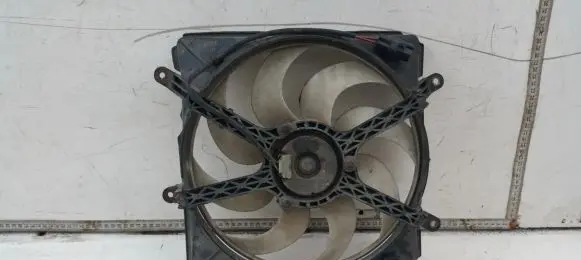 Toyota Avensis T220 Radiator cooling fan shroud 3135103223