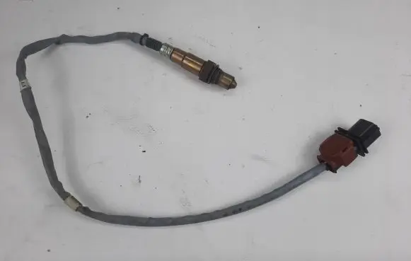 Volkswagen Jetta VI Lambda probe sensor 04L906262B