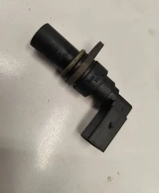 BMW 5 E39 Crankshaft position sensor 2247926 1362