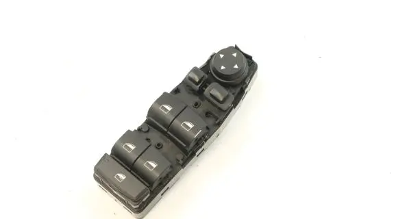 BMW 5 F10 F11 Electric window control switch 9241955