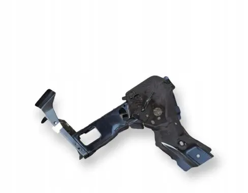Audi A7 S7 4K8 Fender mounting bracket 4K8821132A