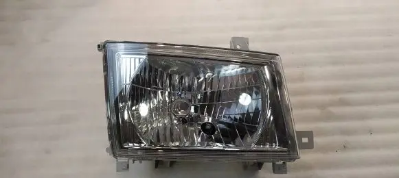 Mitsubishi Canter Headlight/headlamp 9922680008