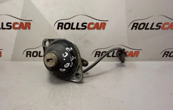 BMW 5 E39 Tailgate exterior lock 