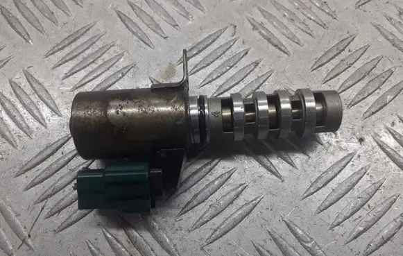 Nissan Primera Camshaft position sensor ET401