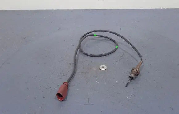 Volkswagen Jetta VI Interior temperature sensor 046906088BR
