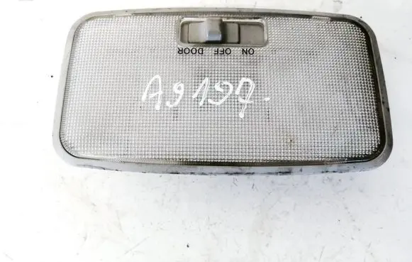 Toyota Yaris Front seat light