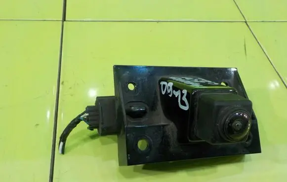 Nissan Qashqai+2 Reversing camera 2194431 284F1BR00B