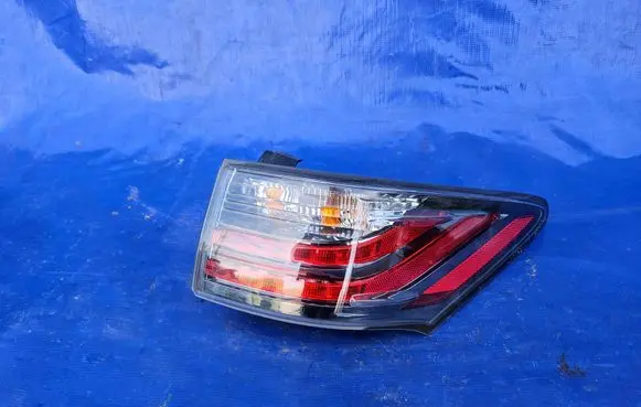Lexus CT 200H Rear/tail lights