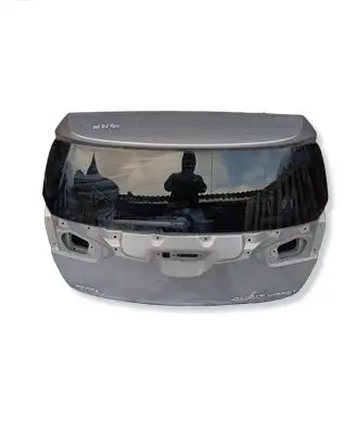Toyota Auris E180 Tailgate/trunk/boot lid 