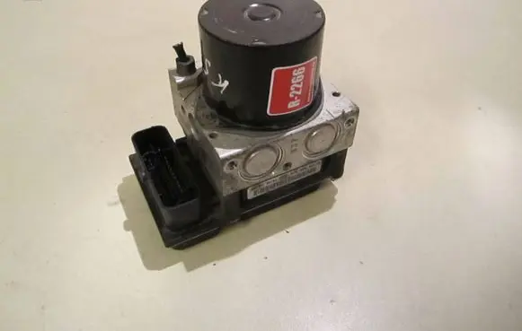 Skoda Roomster (5J) ABS Pump 6R0907379C