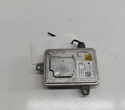 Mercedes-Benz C W204 LED ballast control module A1669002800