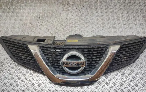 Nissan Qashqai Front bumper upper radiator grill 5580U100 A085