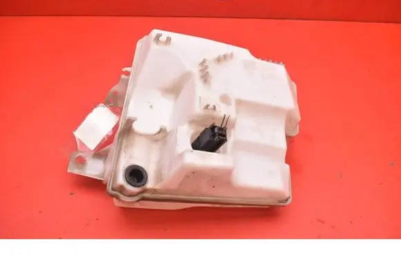 Ford Focus ST Windshield washer fluid reservoir/tank BV61-17B613-CA