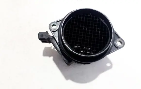 Volvo S40, V40 Mass air flow meter 7700105010b 5wk9615
