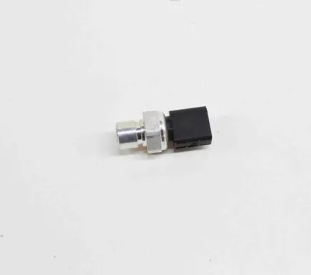 Skoda Karoq Air conditioning (A/C) pressure sensor 82CP6801 5Q0959126A