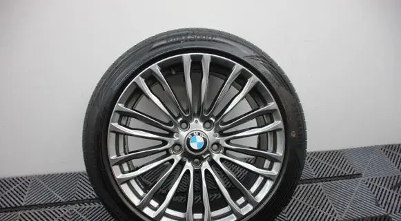 BMW 5 F10 F11 R18 alloy rim 000000