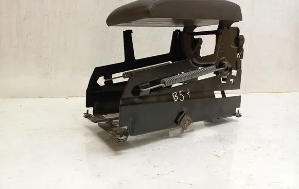 Volkswagen PASSAT B5 Armrest