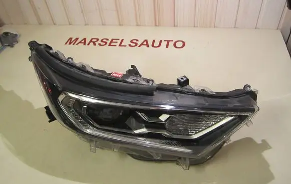 Toyota RAV 4 (XA40) Headlight/headlamp 7444NA WY21W