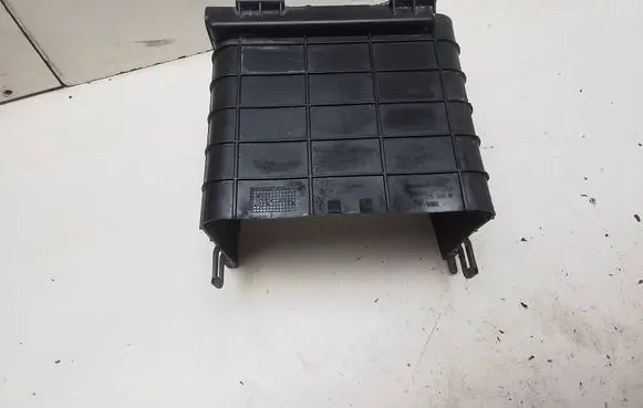 Volkswagen Golf V Battery box tray 1K0915336B