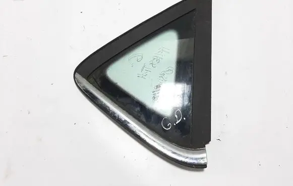 Ford Fiesta Rear vent window glass 8A61A29750 43R00048