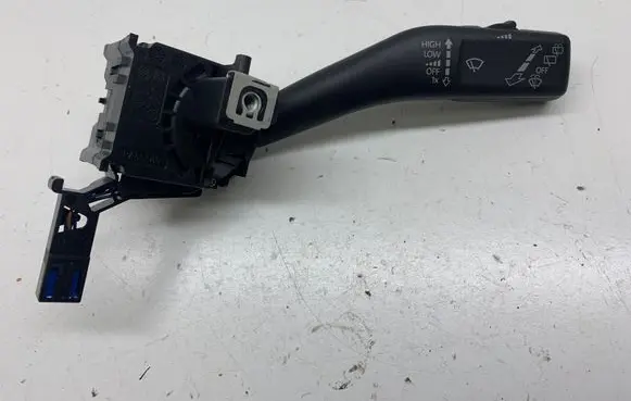 Volkswagen Golf V Wiper control stalk 1K0953519H 01203514
