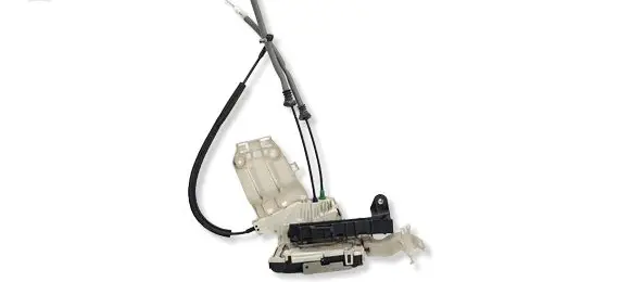 Fiat 500X Front door lock C36006100