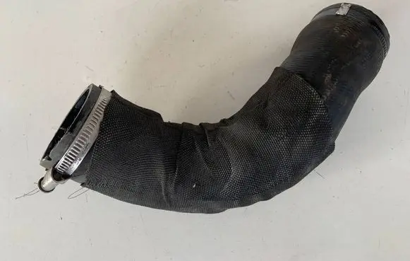 Audi Q5 SQ5 Intercooler hose/pipe 8R0145993E