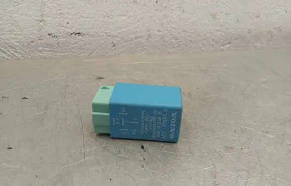 Volvo C70 Other relay 9148748 895181000