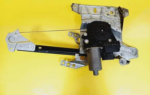 Audi A4 S4 B5 8D Rear door window regulator with motor