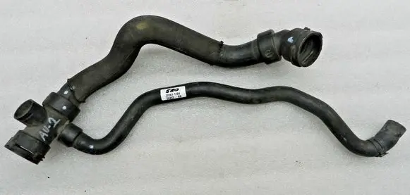 Audi A4 S4 B6 8E 8H Engine coolant pipe/hose 8E0121049